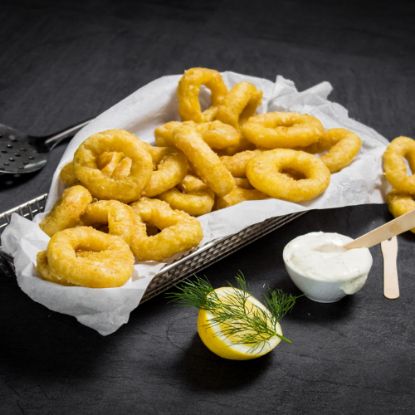 Bild von Tintenfischringe paniert, 30/70 mit der Beschreibung Calamares Romana - Tintenfischringe im Backteig