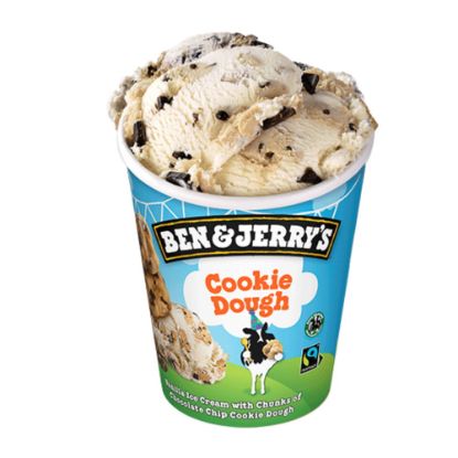 Bild von Cookie Dough 465 ml Becher mit der Beschreibung Vanille-Eiscreme mit riesen Cookieteigstücken und Kakaobits