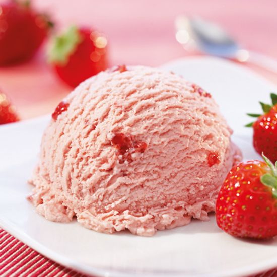 Bild von CDO Erdbeer mit der Beschreibung Erdbeereis mit  Senga- Sengana Erdbeerstücken, ohne deklarationspflichtige Zusatzstoffe