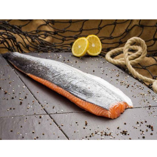 Bild von Norweger Lachsseiten mit Haut, Trim D mit der Beschreibung 1,0-1,4 kg/Seite, vakumiert