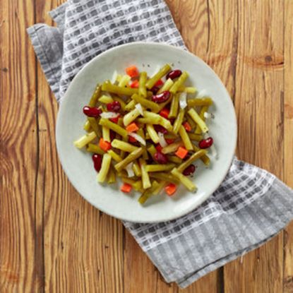 Bild von Drei-Bohnen-Mix mit der Beschreibung grüne Bohnen, Wachsbrechbohnen und leckeren Kidneybohnen,Karotten, Zwiebeln