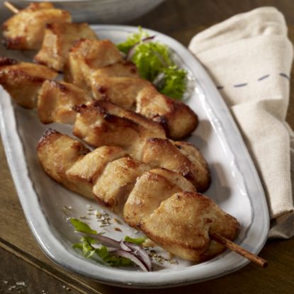 Bild von Hähnchenfiletspieß EXTRA 125g, gebraten mit der Beschreibung Aus reinem Hähnchenbrustfilet gegart & gebraten.