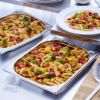 Bild von FRoSTA Primo Pasta Pfanne mit der Beschreibung mit Penne-Nudeln,gebratenem  Hähnchenbrustfleisch &  Gemüse in leicht tomatisierter Sauce