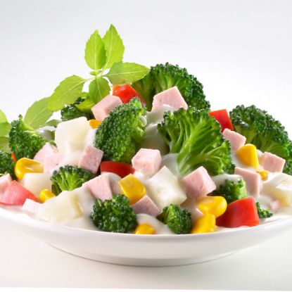 Bild von Broccoli-Salat 1kg Becher mit der Beschreibung Vorbestellung bis mittwochs - Lieferung ab Folgewoche Montag