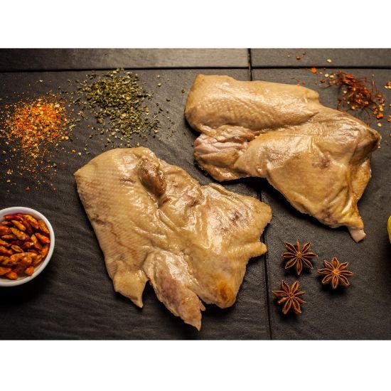 Bild von Halbe Ente gebraten & entbeint, 18 Btl a`2 Hälften 2x275g mit der Beschreibung 18 Btl  á 2 Hälften 2x ca.275g