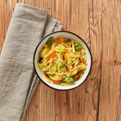 Bild von Exotischer Rohkostsalat mit der Beschreibung Weißkraut,Karotten und Paprika