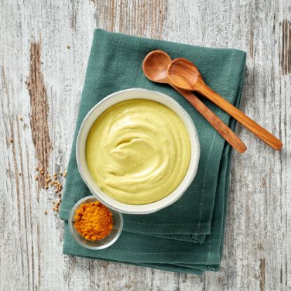 Bild von Currysauce 2 kg Becher mit der Beschreibung Edle Gewürzkompostion aus feiner Mayo & Curry.Lecker als Dip zu Kartoffelspezialitäten &  Salaten.