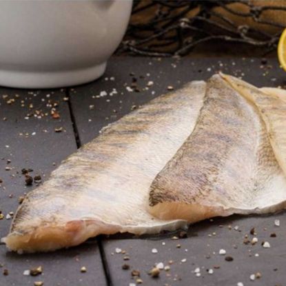 Bild von Zanderfilet mit Haut 800g+ mit der Beschreibung Nur 10% Glasur - mehr Fisch für's Geld. Prima portionierbar & einzeln entnehmbar.