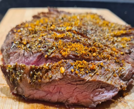 Bild von Frisches IRLAND Flanksteak, ca.350-600g einzeln verpackt mit der Beschreibung Auch Bavette genannt. Einzeln vakumiert.