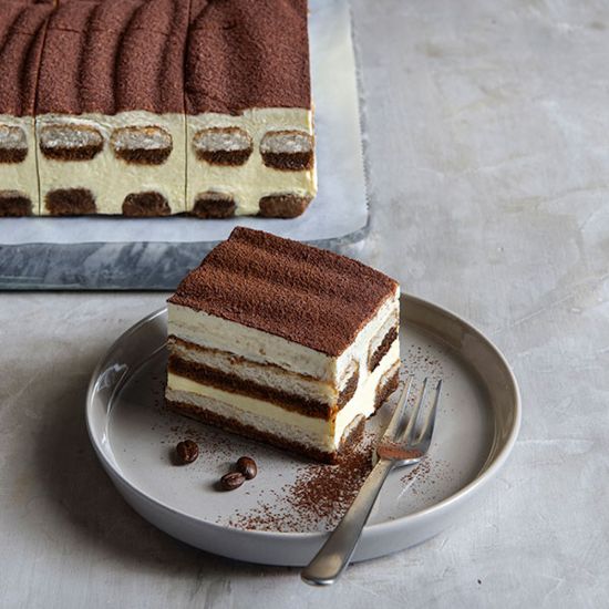 Bild von Tiramisu della Tradizione, ca.137g/Stück mit der Beschreibung Kaffeedessert nach traditioneller Art, vortportioniert in 15 Stück