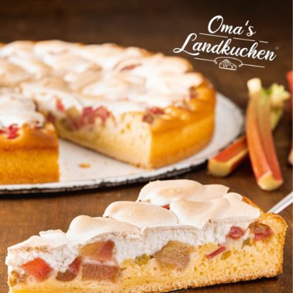 Bild von Oma´s Landkuchen Rhabarber-Baiser mit der Beschreibung Ø 38 cm / 2.900g / geviertelt