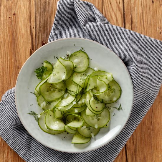 Bild von Gurkensalat klar mit der Beschreibung Vorbestellung bis mittwochs - Lieferung ab Folgewoche Montag